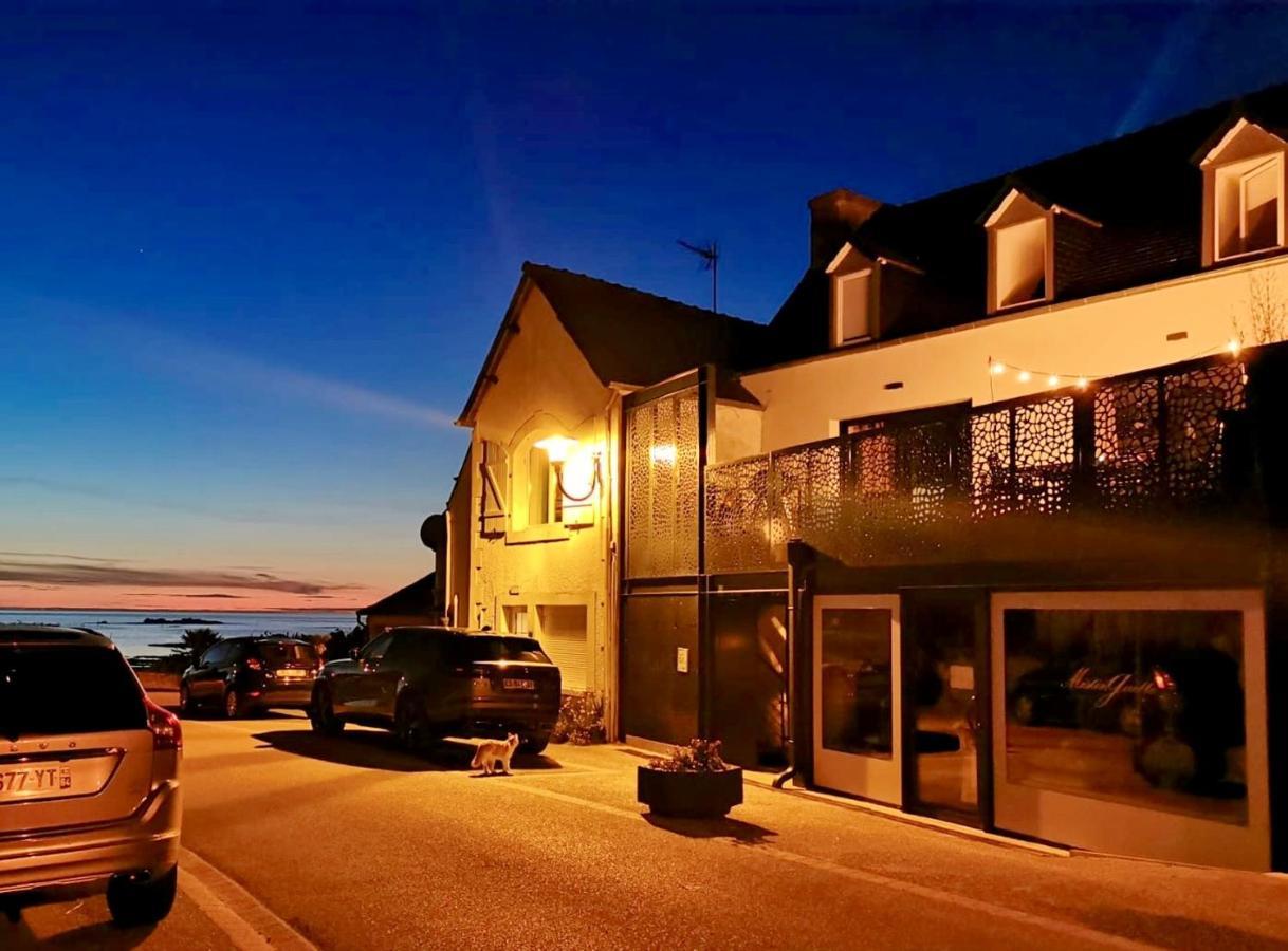 Maison Charmante Avec Vue Sur La Mer A Locquirec Exterior photo